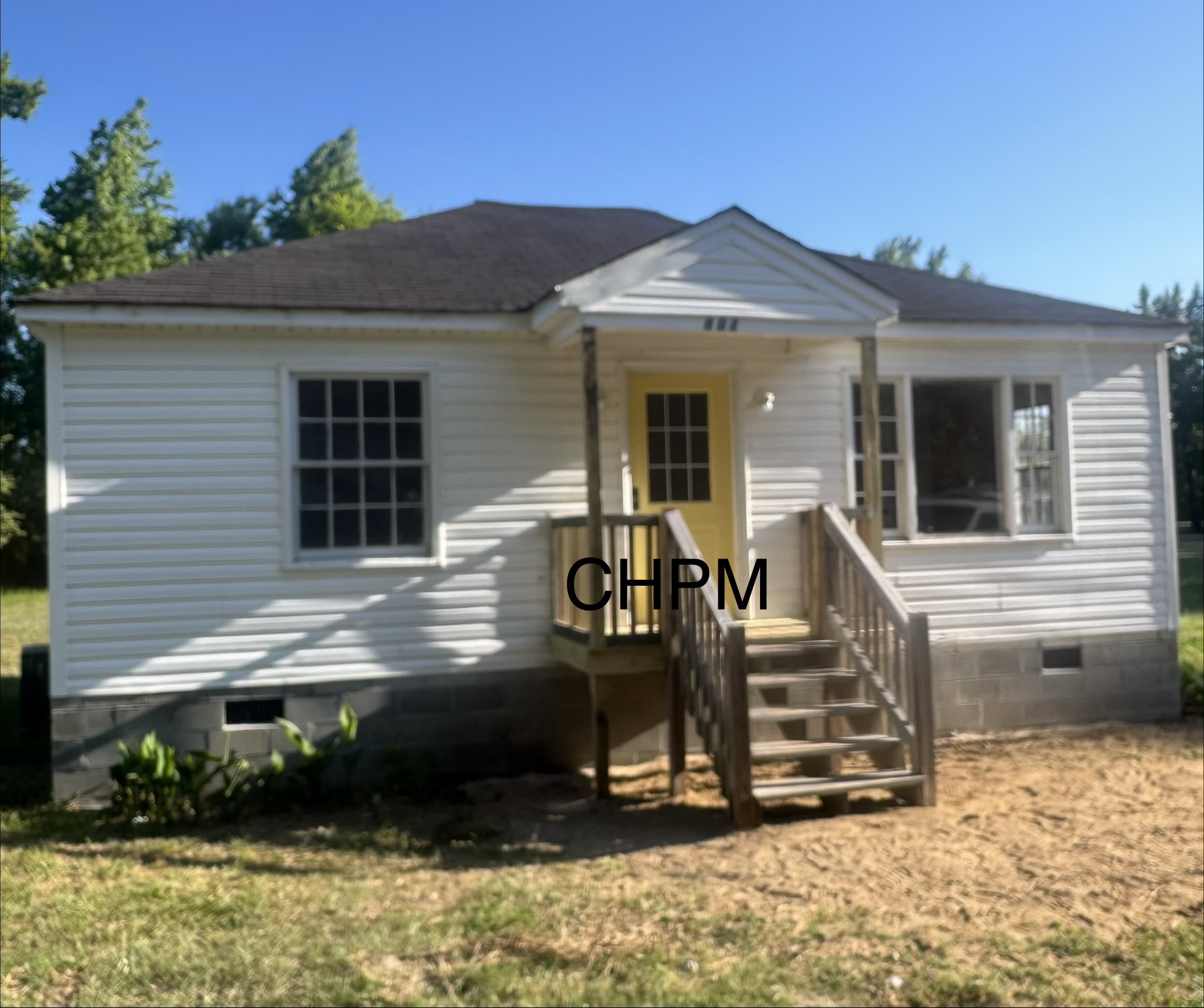 604 Bee Street